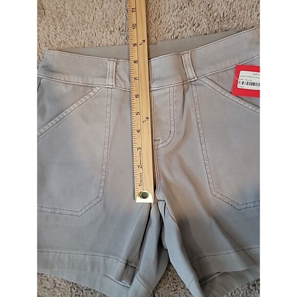 Spanx Stretch Twill Shorts Gray XS NWT Slimming Fit Career Casual Comfort - Picture 6 of 7